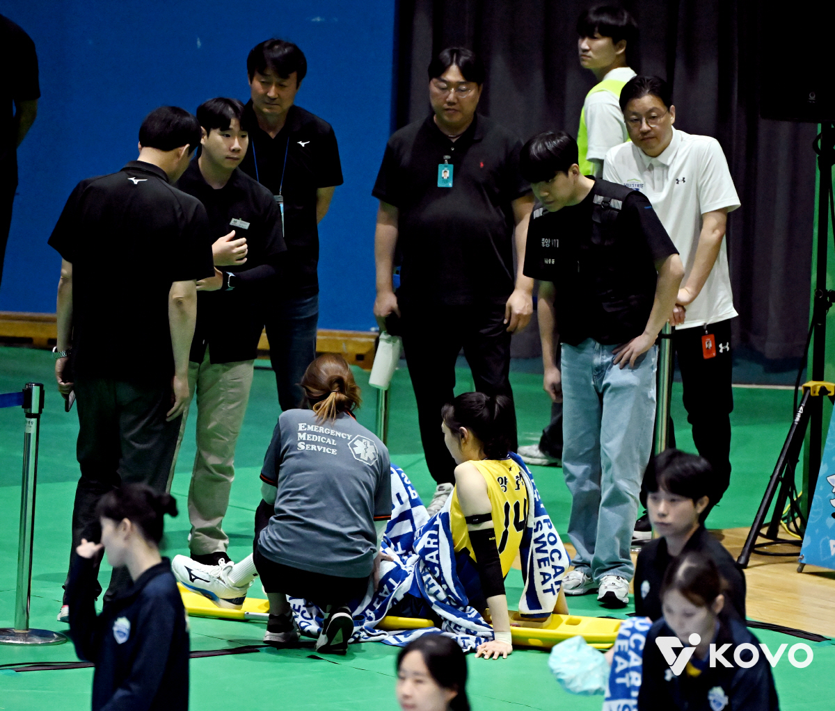 '와 양효진 없다고 무기력하다니' IBK기업은행, 2연속 우승 노린 현대…