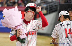 이종범도 넘고 이강철도 넘고.. 최다! 최초! 대기록 파티한 KIA, 야구는 NC에 1-2 패배