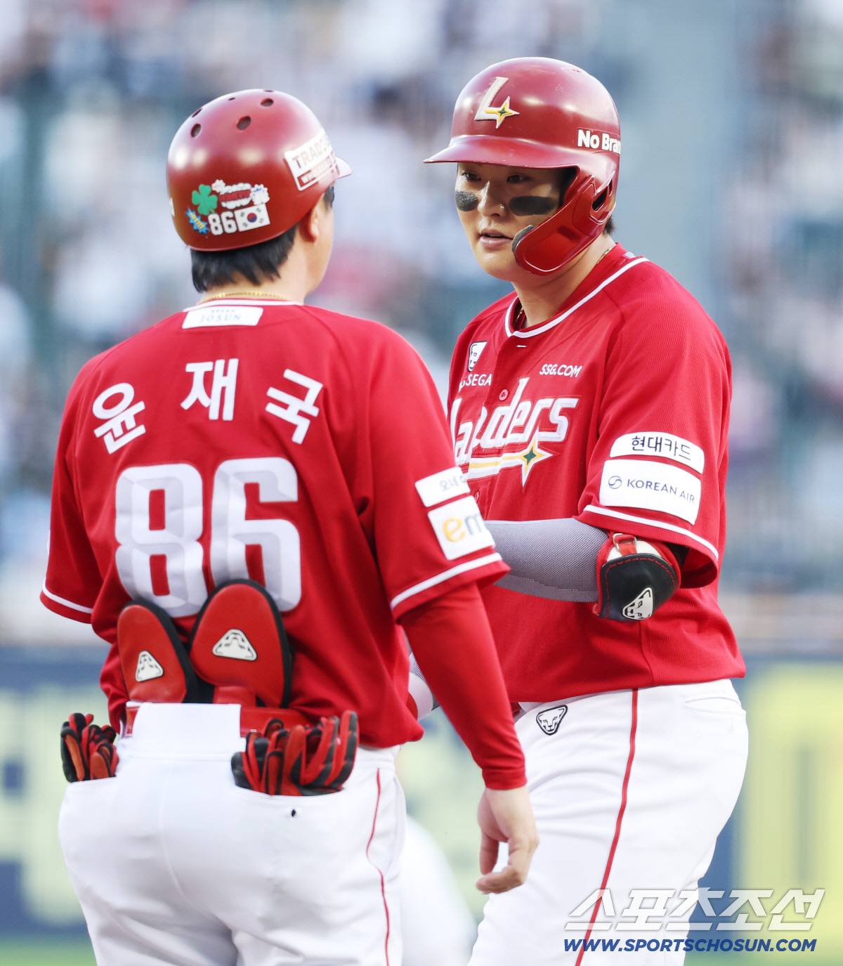 '송진우-양현종 제친 김광현, KBO 새역사 썼다' SSG 3위 확정 매…