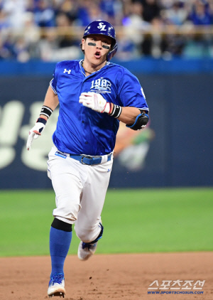 목숨 걸고 이겨야 하는데...삼성 대형 악재, 주전 포수 강민호 2회 교체 왜? [고척 현장]