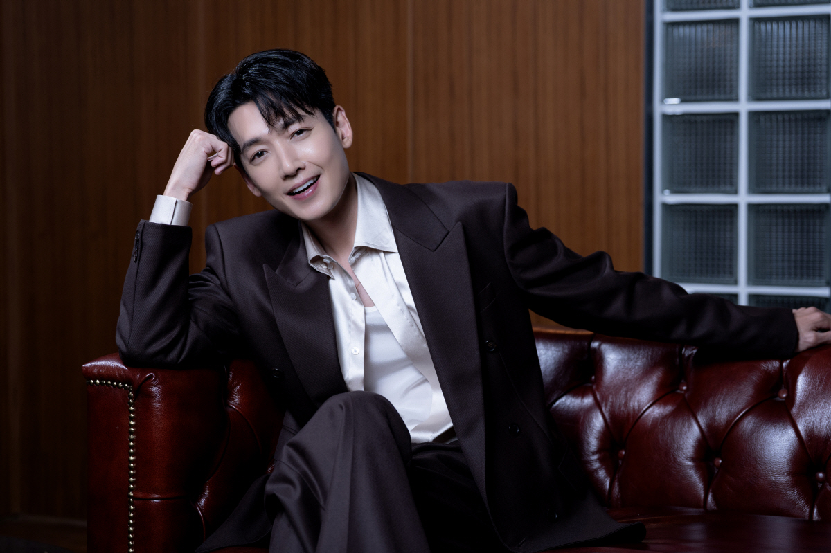 [인터뷰③] '보스' 정경호 "'폭싹' 최대훈의 '학씨' 보며 父 정을영…