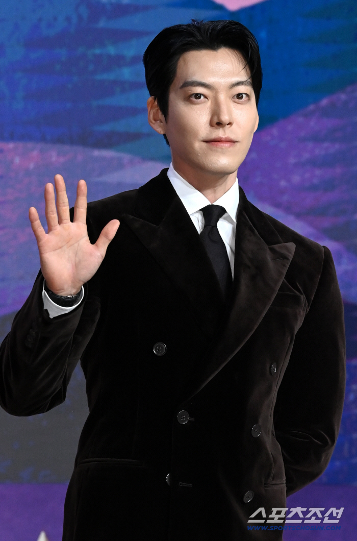 '다 이루어질지니' 김우빈 "이병헌→안길호 감독 교체 사태, 행복한 마음으로 마무리"