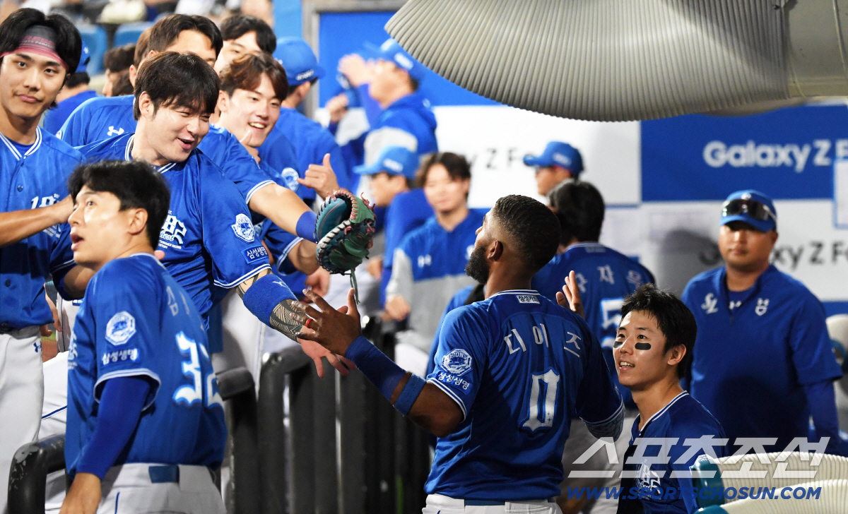 4위 확정하고, 디아즈 50홈런 치고...오승환 은퇴식, 이러면 최상의 …