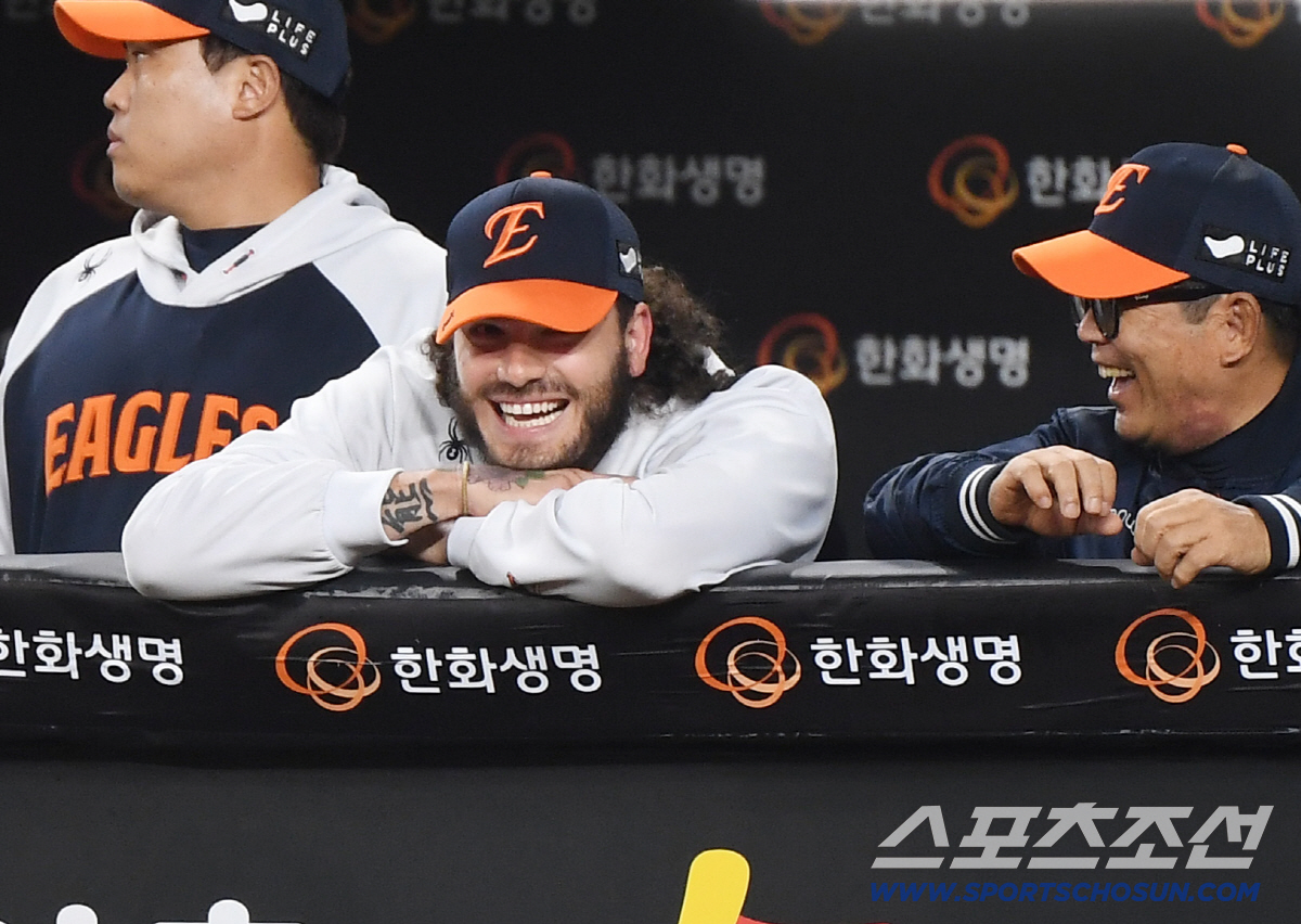 '대전에서 축포는 안되지.' 폰세 없어도 한화 이겼다. 정우주부터 김서현…
