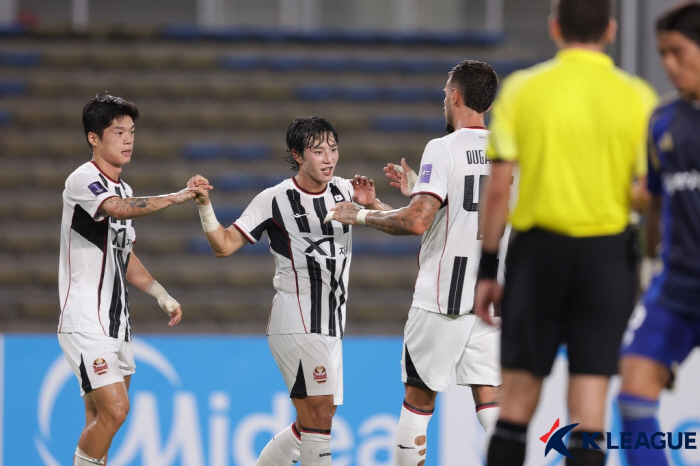 김기동의 FC서울, 홈에서 5년 만에 ACLE→창단 첫 中 원정 강원FC…