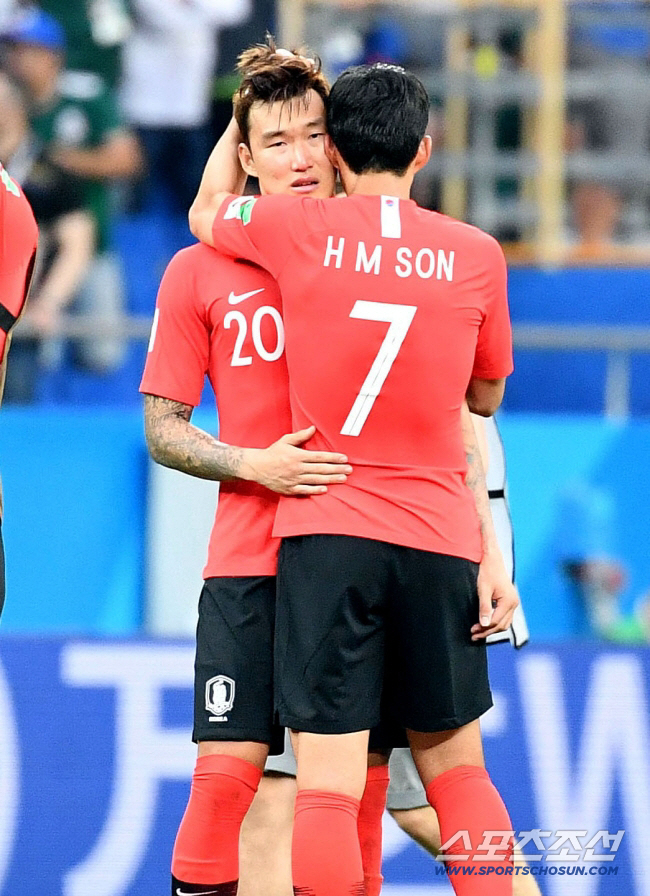 "'욕받이'가 뭐길래" 장현수→박용우, 韓 축구의 눈물…홍명보 감독의 아…