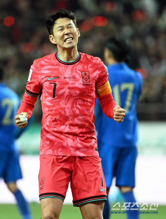 "손흥민 대체 왜 1900억 돈방석 거절했어!" '韓 레전드' SON 선…