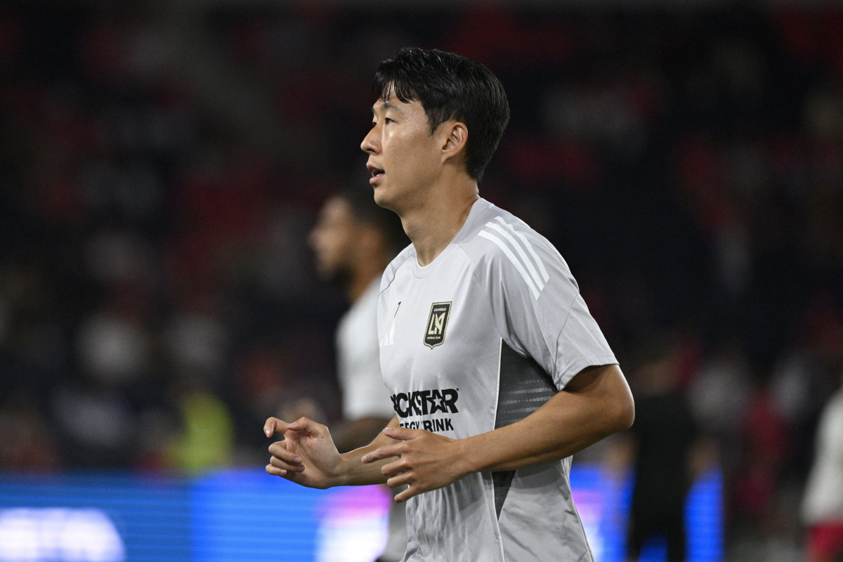"손흥민 대체 왜 1900억 돈방석 거절했어!" '韓 레전드' SON 선…