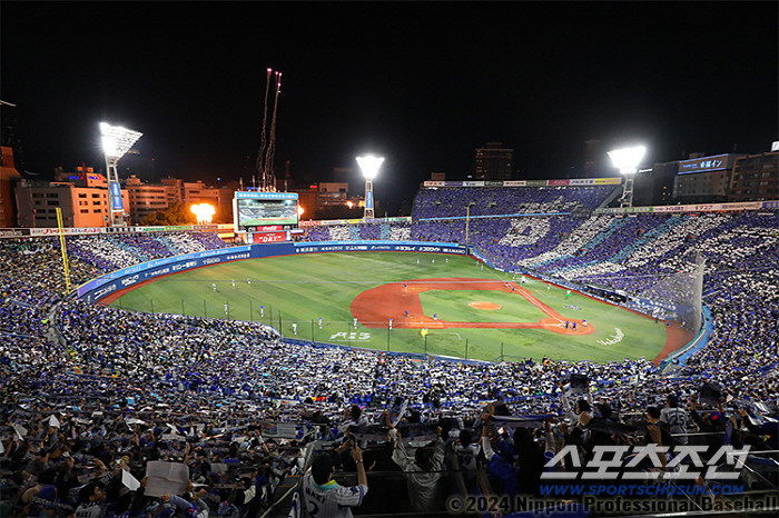 리그 우승 실패 책임지겠다…2위 확정한 날 사퇴 발표, '영구결번 레전드…
