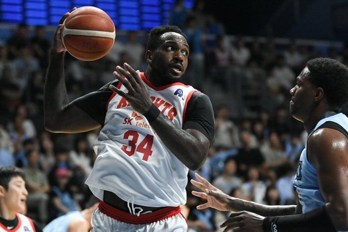 '건재' 워니&마레이→'복귀' 라건아→'대어급 새 얼굴' 데릭 윌리엄스, KBL 판도 흔들 外人 누가 될까