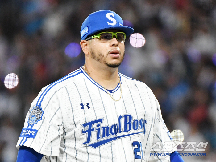 '돌부처 은퇴' 잔칫집 밝힌 디아즈 50홈런 → 삼성 가을야구 확정 '겹경사'…후라도, KIA 잡고 15승 달성 [대구리뷰]