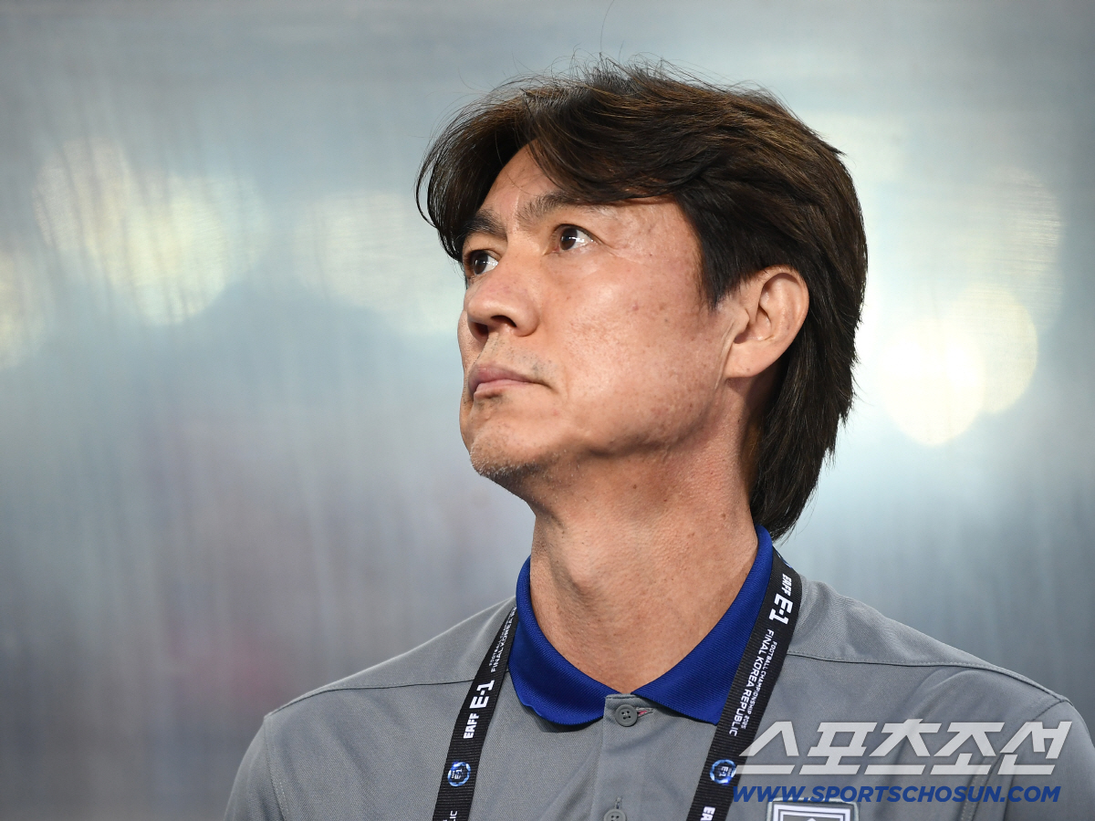 "메시조차 손흥민처럼 압도적이지 않아" 亞 최강 일본은 한국이 부럽다..…