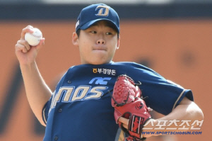 느닷없는 김태경 예고. NC 포기? 이호준은 LG 타격코치 때 똑똑히 기억하고 있었다[SC 포커스]