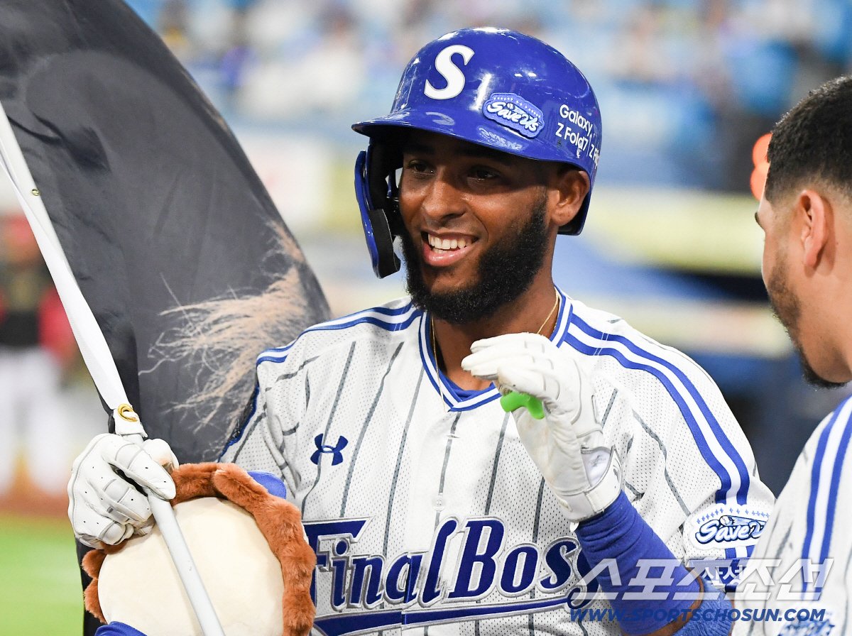 "나도 언젠가 오타니처럼…" 꿈을 이룬 남자, 끝판왕 은퇴식 빛낸 '전인…