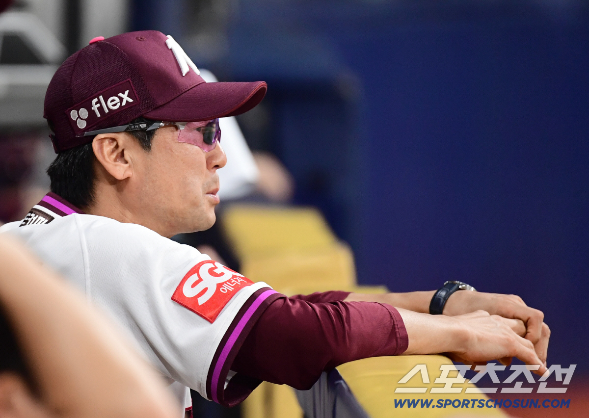 시즌 최종전 9회 동점 찬스를, 번트 병살로 날렸다...이게 키움과 설종…