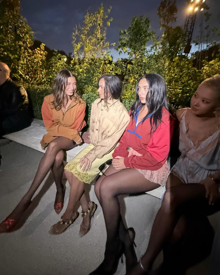 블랙핑크 로제, 인종차별 당했다…英 잡지 '삭제 편집'→찰리xcx 음영처리[SC이슈]