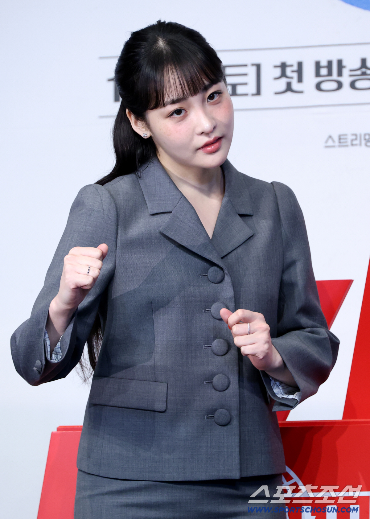[SC현장] "임윤아 흥행 에너지 이어받겠다"…'태풍상사' 이준호, 몽글…