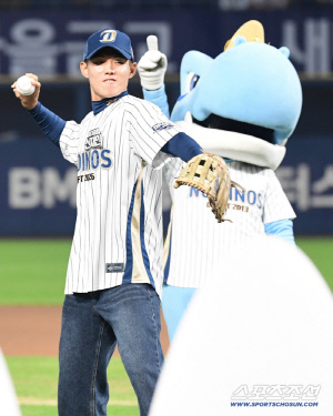 'ML 오퍼 받았다더니' 신인이 계약금에 옵션 걸었다! 역사상 또 있었나