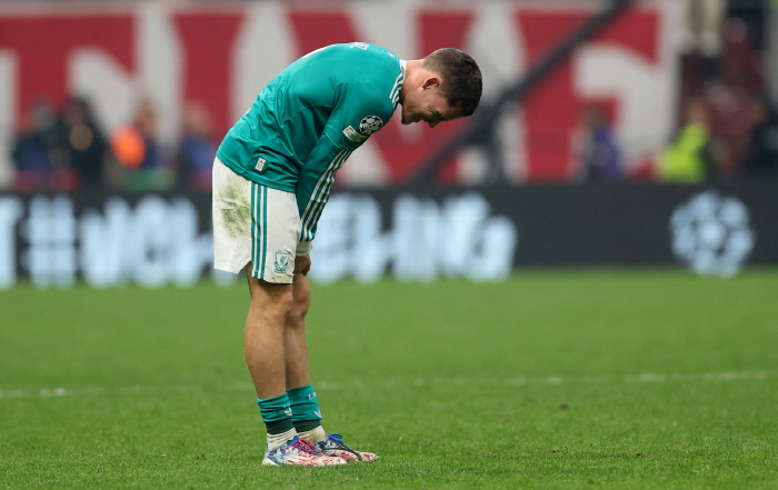 '2150억원 사나이의 대굴욕' 리버풀, 맨유 레전드의 이구동성 "밸런스 망치잖아, 비르츠 빼!"