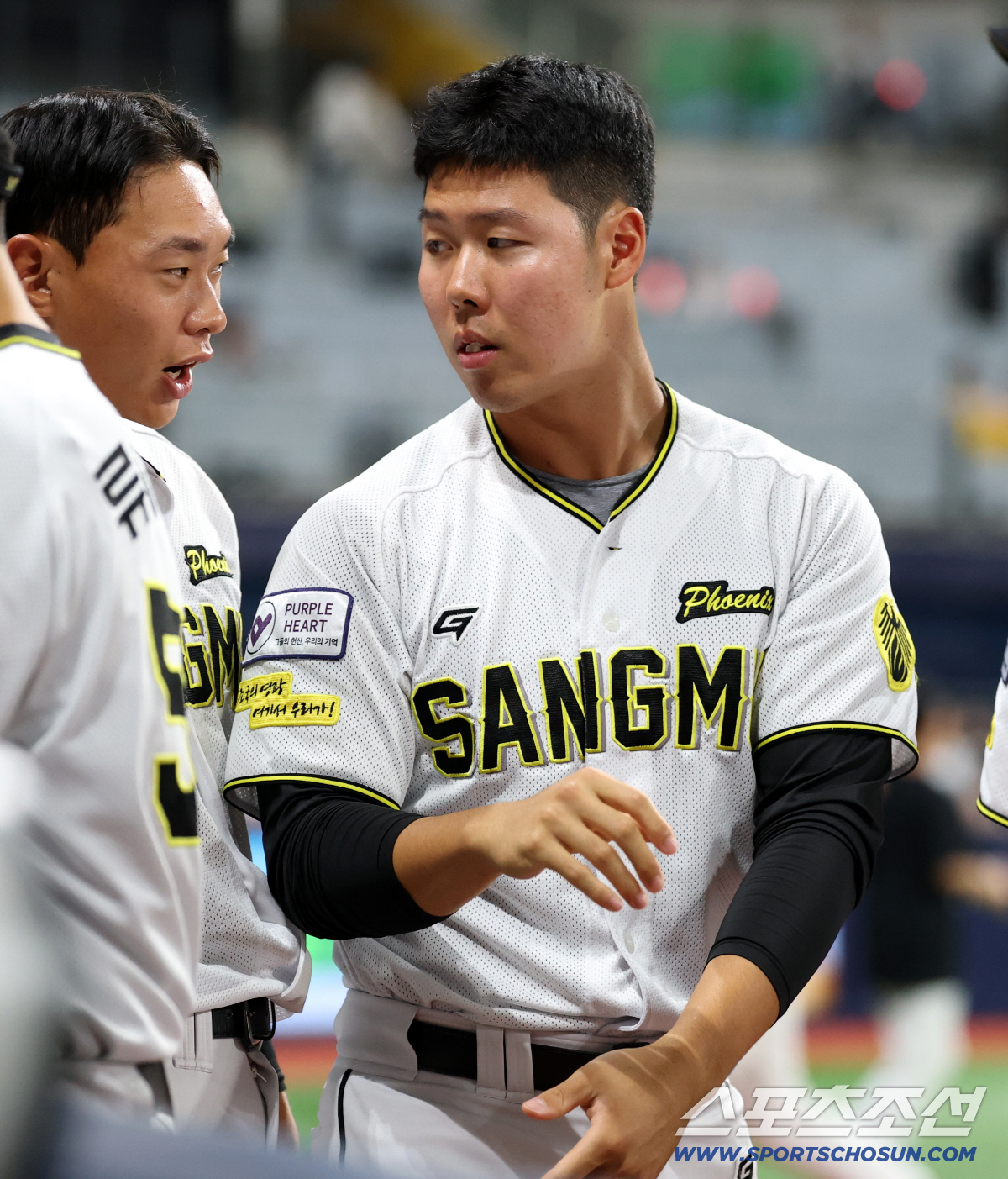 "상무에 쉬러? 전방 가든가"…이기심에 작심 발언, '2군 오타니' 속사…