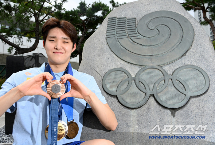 "AI가 최근 제경기를 못본 것같네요" AI'킹'우민의 현재와 미래 VS '킹'우민의 팩트체크[추석특집 스페셜인터뷰]