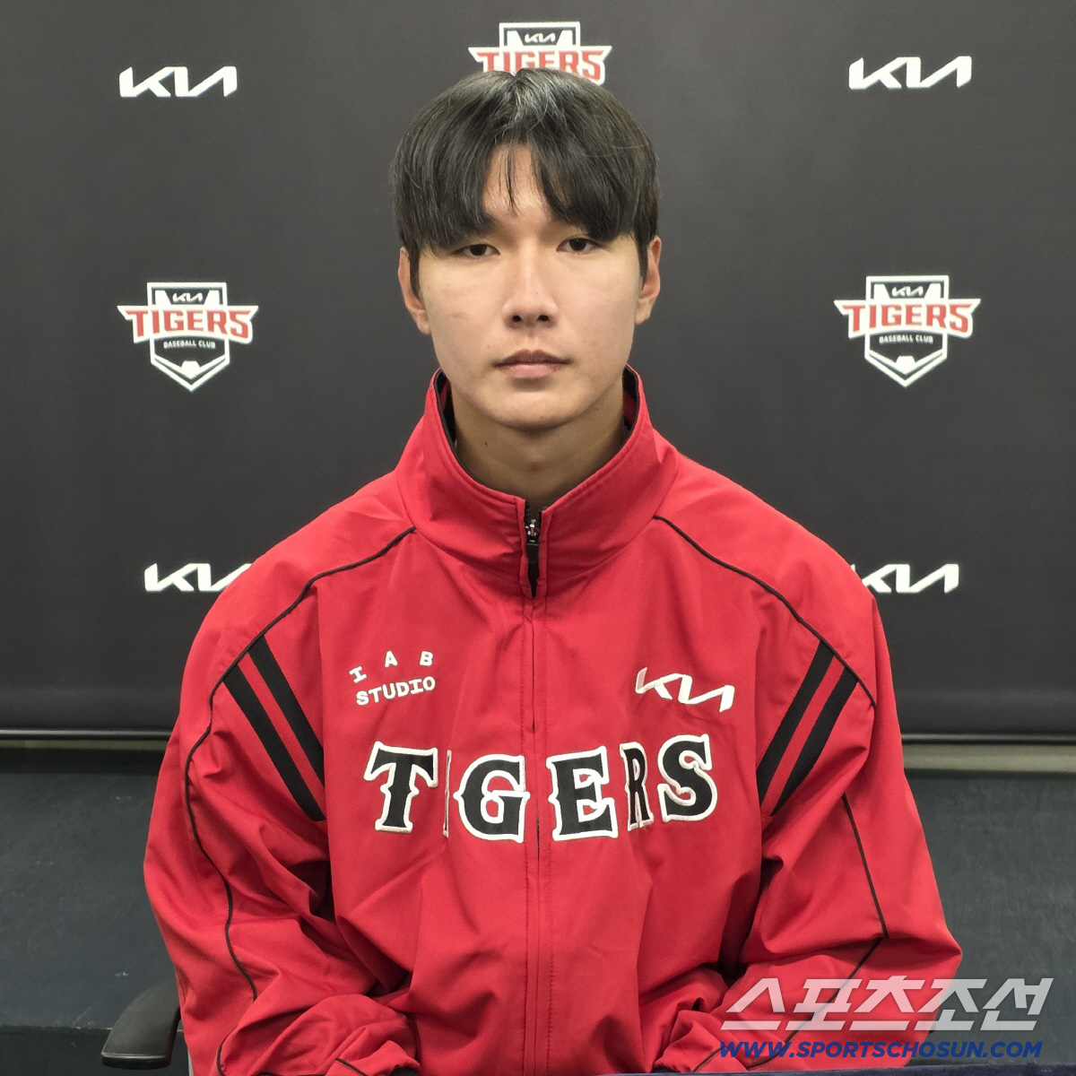 와, 19세 신인의 수비 맞나...흔들림 없는 편안함, KIA 10년 미…