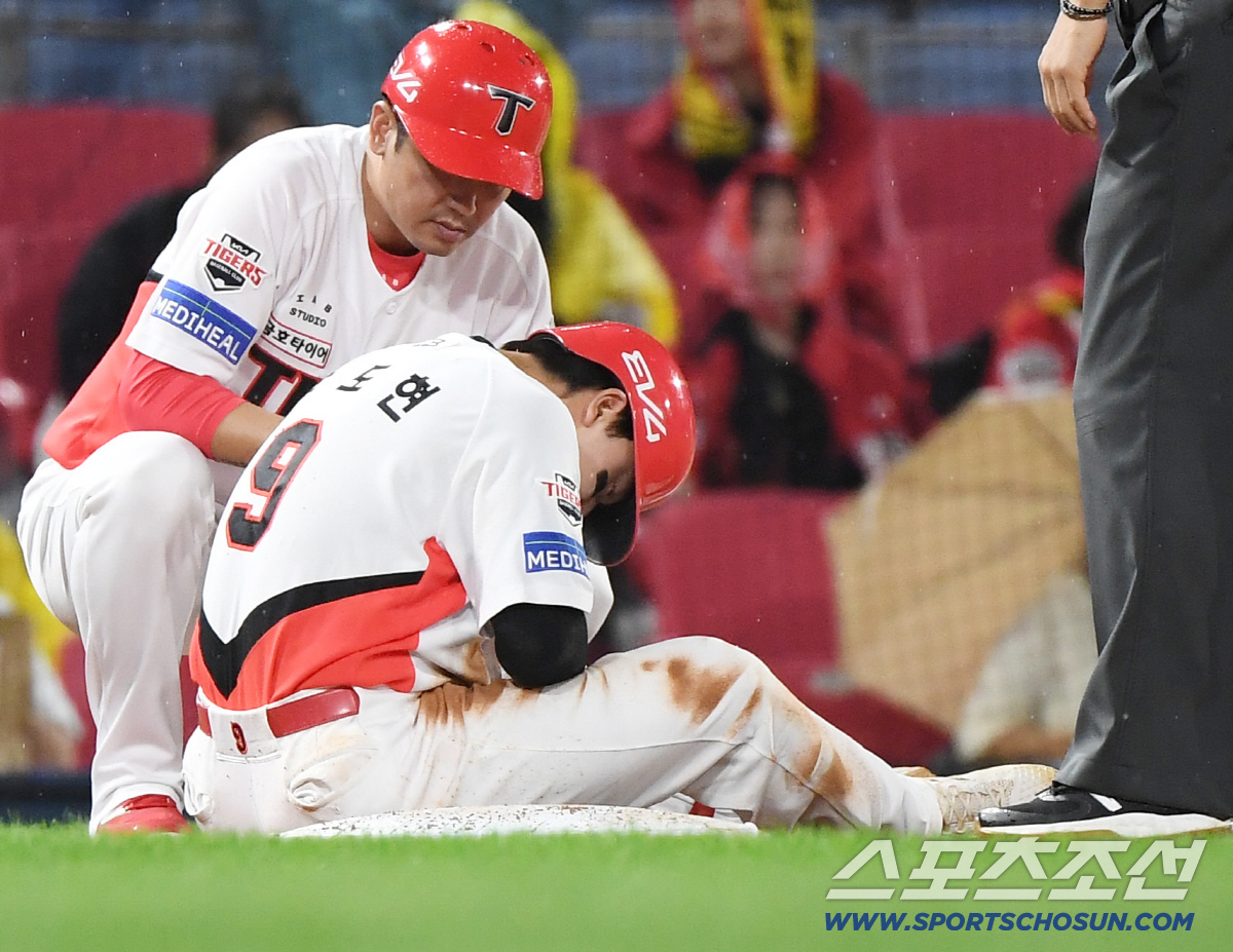 '천만다행' KIA 윤도현, 손가락 골절상 피했다...검진 결과 단순 염…