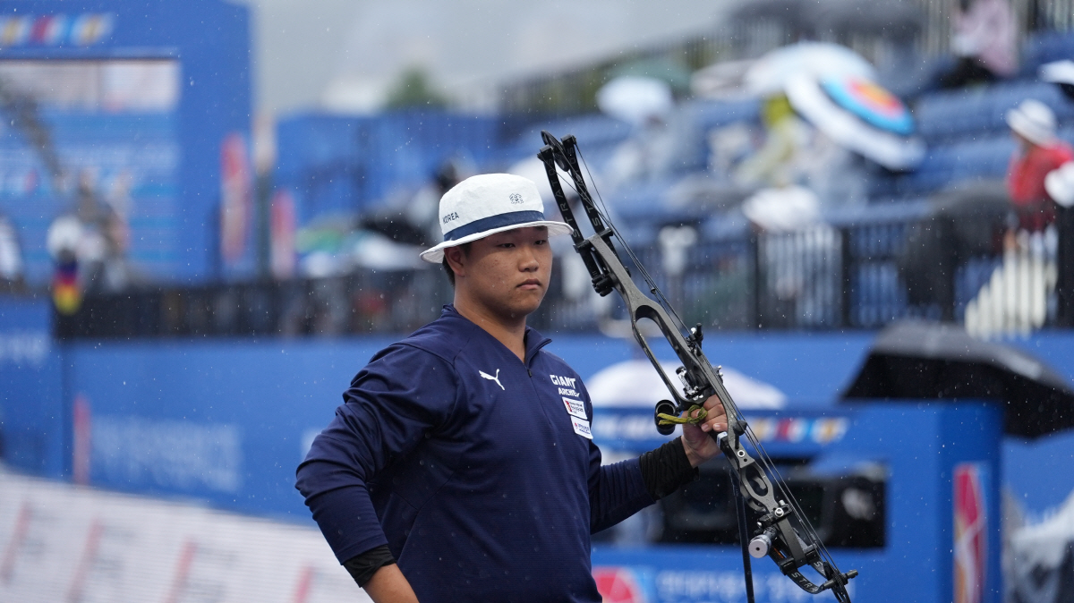 [포토]男 컴파운드 안태환 '결승행 실패, 아쉽네'