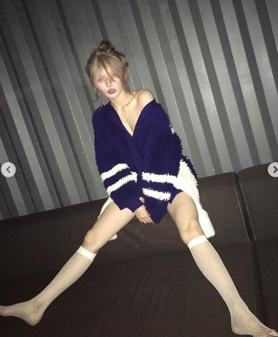 현아, 임신설에 날린 '셀프 디스'…"정신 차리고 다이어트하자"