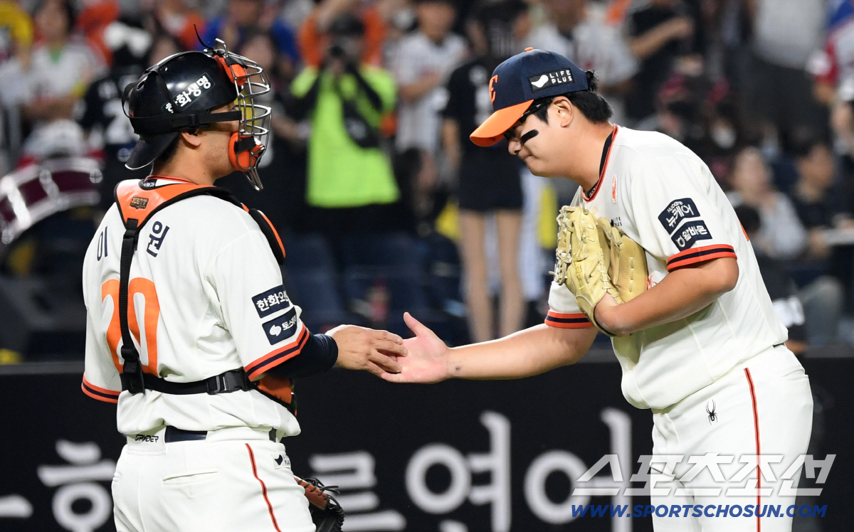 김서현 없었으면 '2등'도 못했다 → 고마워해도 모자랄 판에.. 김경문 …