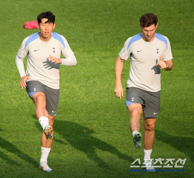 [오피셜]"흥민이형, 토트넘은 우리한테 맡겨" SON 절친&오른팔, 주장…