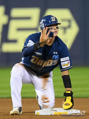 '구단 최초, KBO 역사' 유격수 골글 사실상 예약 끝났나, 김하성 → 김혜성 계보 이었다