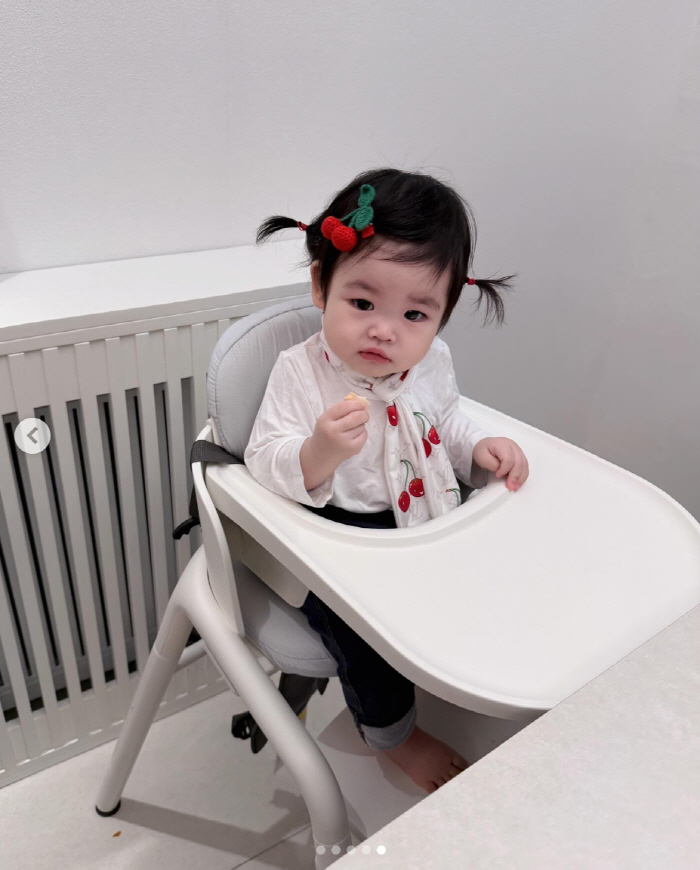 박수홍♥김다예 11개월 딸, 광고수익 대박났다 "올해만 15개, 연휴에도…