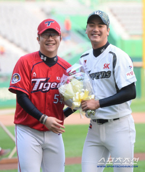 굴욕의 5점대 ERA, 이제 10승이 버겁다...김광현-양현종의 시대가 이렇게 저무는 건가