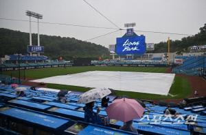 10월 추석에 무슨 비 예보가...하루 밀린 삼성-NC WC결정전, 또 우천 변수냐