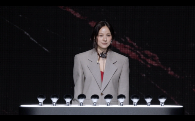 이효리 ‘저스트 메이크업’ 1화부터 미쳤다…씬님·손테일·정샘물 레전드 귀…