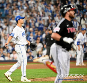 와카는 '김무신 시리즈'? 가라비토 이어 신영우도 같은 역할, 과연 오스틴은 누구?[WC1]