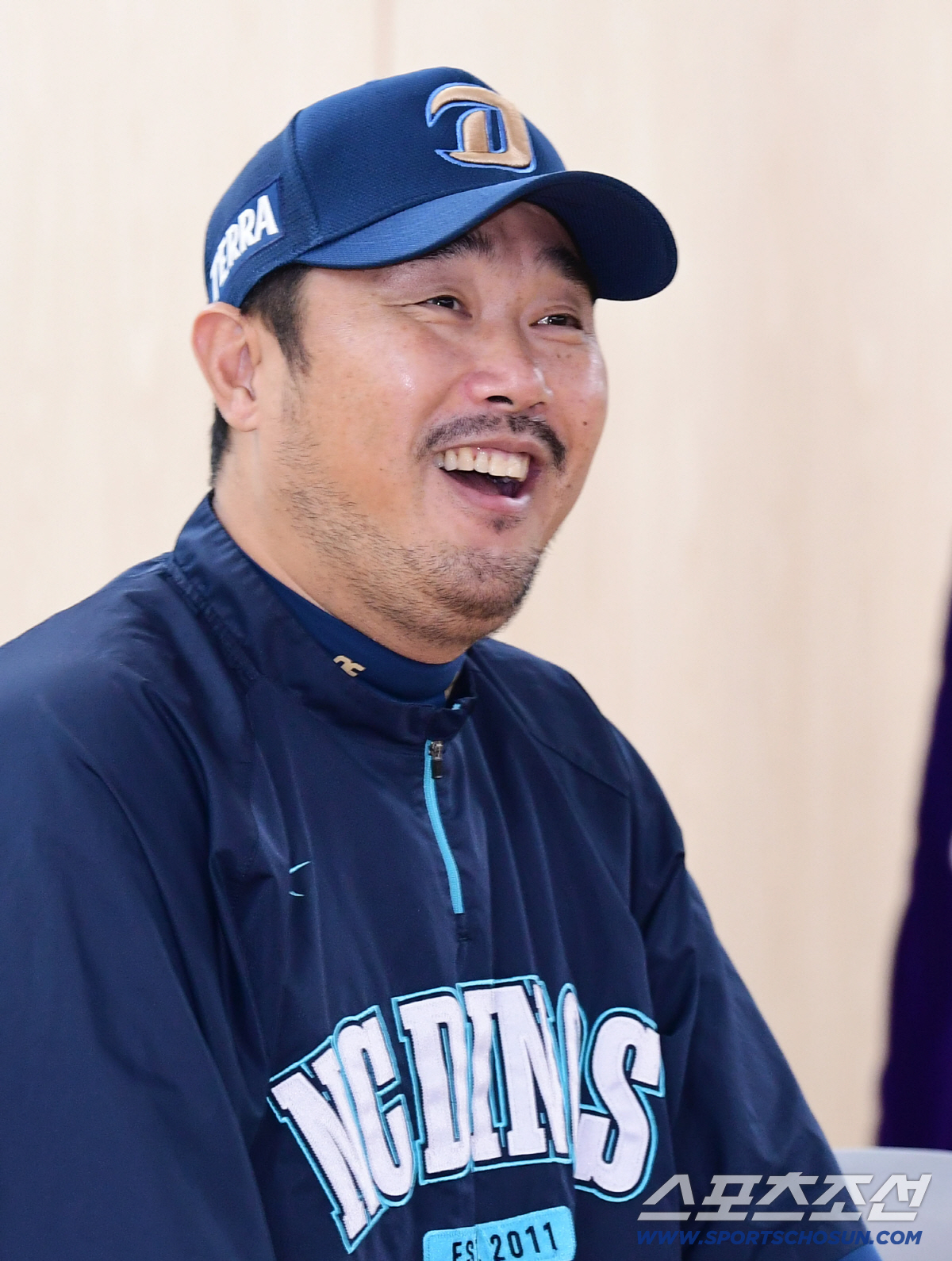 와카는 '김무신 시리즈'? 가라비토 이어 신영우도 같은 역할, 과연 오스…