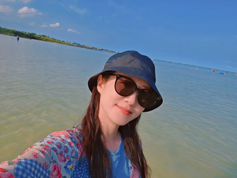 추석 인사 전한 박은빈, 민낯 셀카부터 해변까지…‘청량 여신’ 근황[SC…