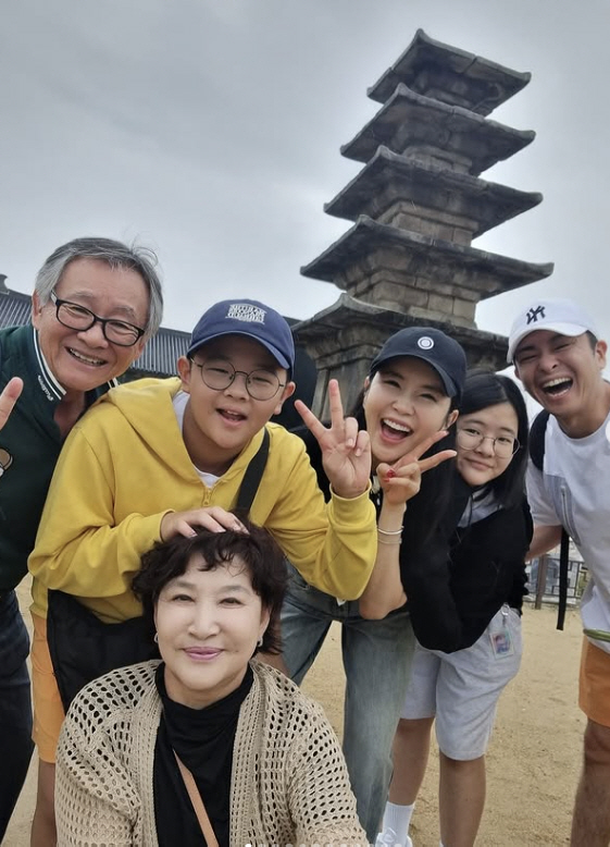 백수 된 남편...장영란, 시댁 전부 모시고 '여행 경비 플렉스' "사랑…