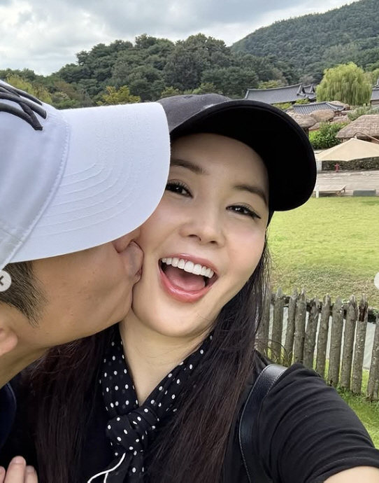 백수 된 남편...장영란, 시댁 전부 모시고 '여행 경비 플렉스' "사랑…