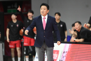 '3쿼터 맹폭' 유도훈의 안양 정관장, 대구 한국가스공사 83-66 잡고 '개막 2연승'