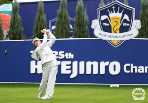 처음 컷 탈락한 노승희, KLPGA 신설대회서 상금 1위 사수할까