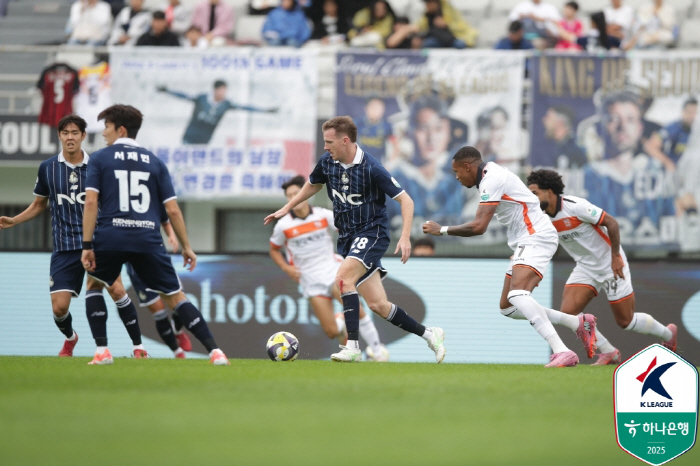 '5경기 무패' 김포FC 4위 점프…K리그2 순위 싸움 '점입가경'