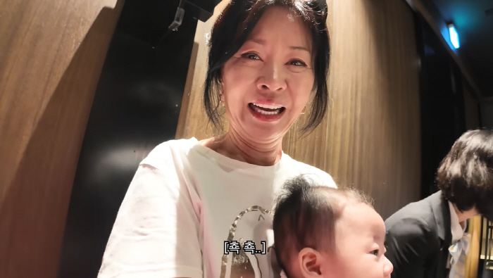 "너 굶으면 가슴이 찢어져"...'73세' 이용식, 배고파 우는 손녀 안…