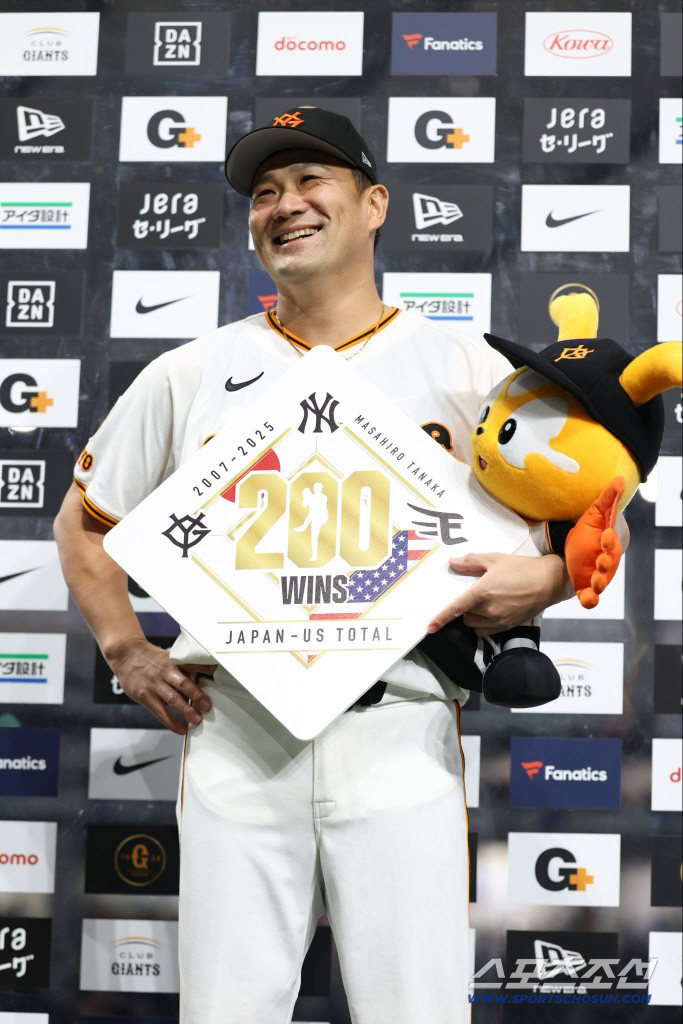 미일 통산 '200승' 다나카, 한화 2군 상대로 4이닝 무실점, 박정현…