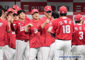 13년 전과 상황이 역전됐다 → 이제는 삼성이 언더독이다! SSG, 2011 2012 KS 연속 패배 설욕할까