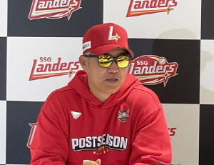 최정 5번 타순에 배치한 이숭용 SSG 감독 