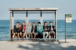 BTS '봄날', 美롤링스톤 '21세기 최고노래' 37위…블핑도 선정