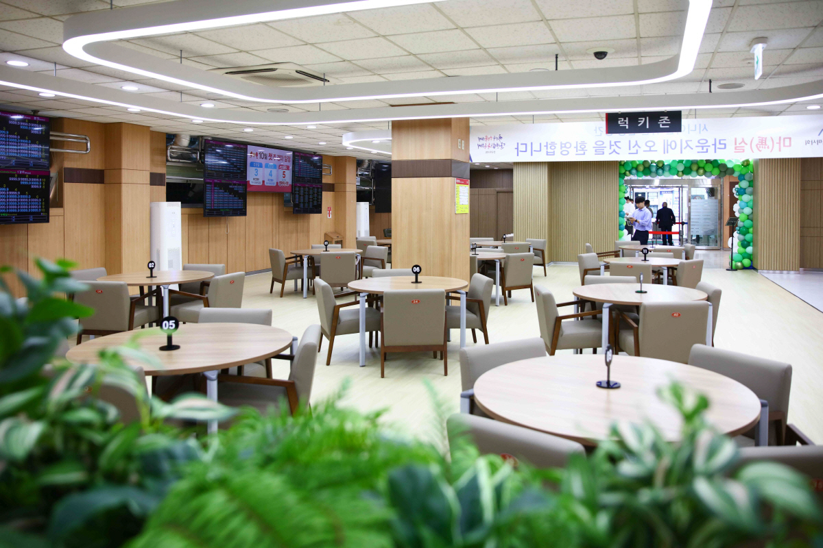 [경마]'시니어 馬실 라운지' 도입, 지역사회 '사랑방' 마련